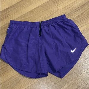 NIKE DRIFIT RUNNING SHORTS🙌🏽